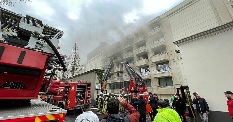 Çırağan Sarayı'nın otel bölümünde yangın! Resmi açıklama geldi...